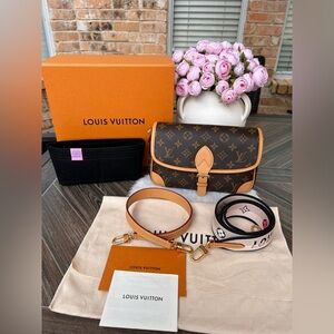 Diane PM NM Black Shoulder/ Crossbody Bag